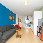 Spacious 1Br Flat, 4 Min To Streatham Hill Station