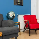 Spacious 1Br Flat, 4 Min To Streatham Hill Station