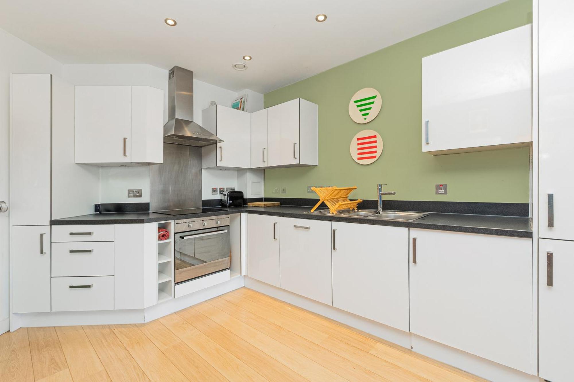 Spacious 1br Flat, 4 Min To Streatham Hill Station Appartement